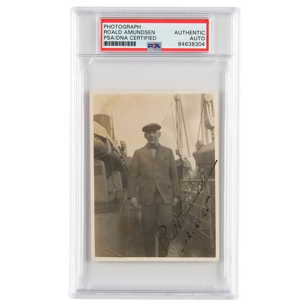 Roald Amundsen Signed Photograph