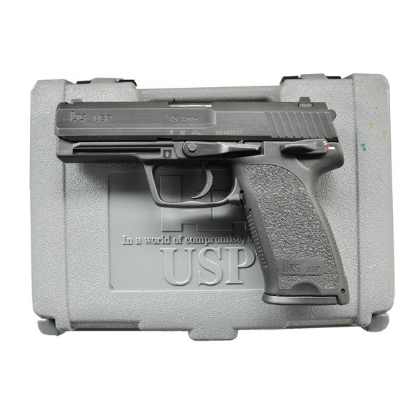 H&K USP 45 SEMI AUTO PISTOL.