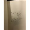 Image 2 : JOHN SANDFORD AND CSTEIN DUAL SIGNED SATURN RUN HARD COVER BOOK