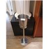 Image 1 : Champagne Bucket On Stand