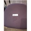 Image 2 : 4 x Stackable Banquet Chairs