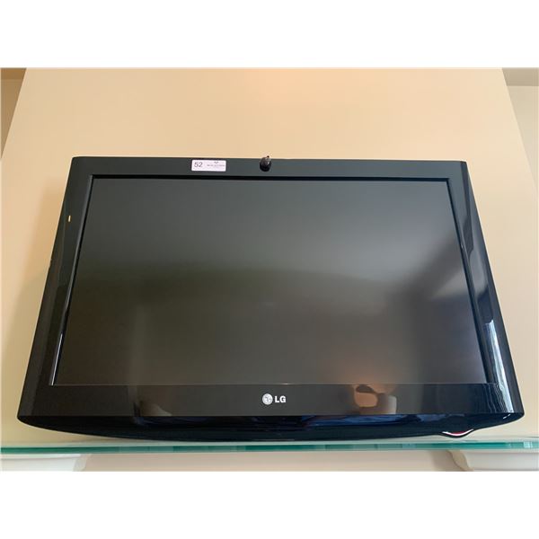 32" LG TV (Model No. 32LH250H-UA) w/ Wall Mount