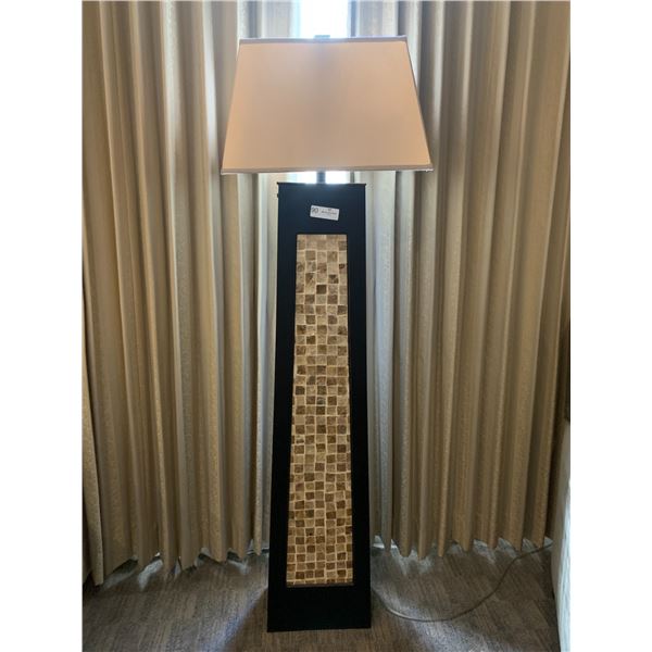 Beautiful Mosaic-Look Floor Lamp