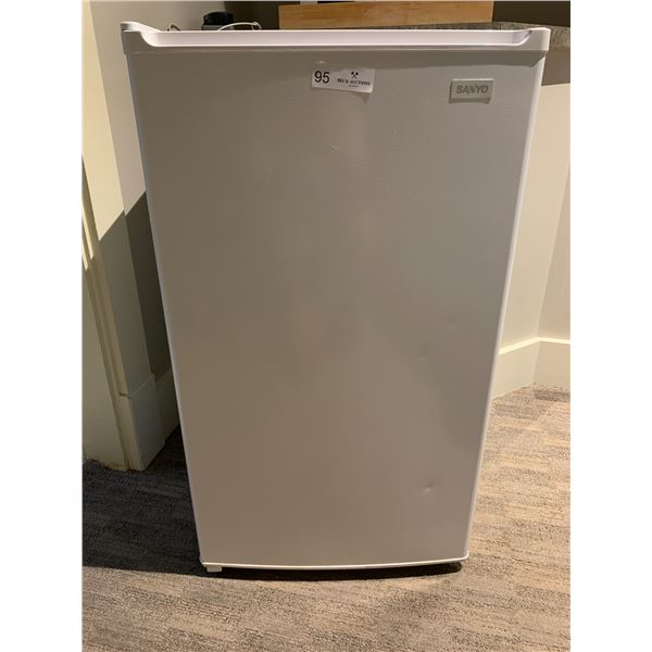 Sanyo Mini Fridge (Model No. SR-362W)