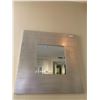 Image 1 : Decorative Square-Shaped Wall Mirror