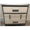 Image 2 : 3-Drawer Dresser - Wooden, Grey/White Paint Finish