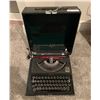 Image 1 : Vintage Imperial "The Good Companion Model T" Typewriter w/ Case