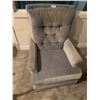 Image 1 : Velvet Fabric Upholstered Armchair