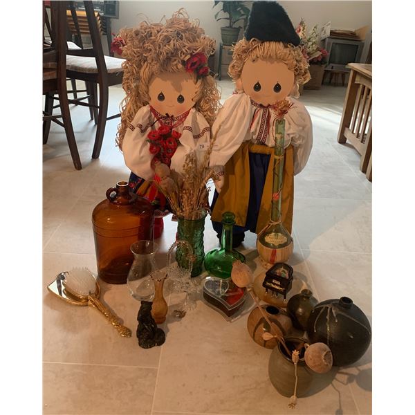 Ukrainian Doll Pair & Assorted Decorations