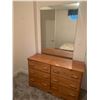 Image 1 : Chest of Drawers With Mirror