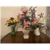 Image 2 : 3 x Flower Pots w/ Artificial Flowers