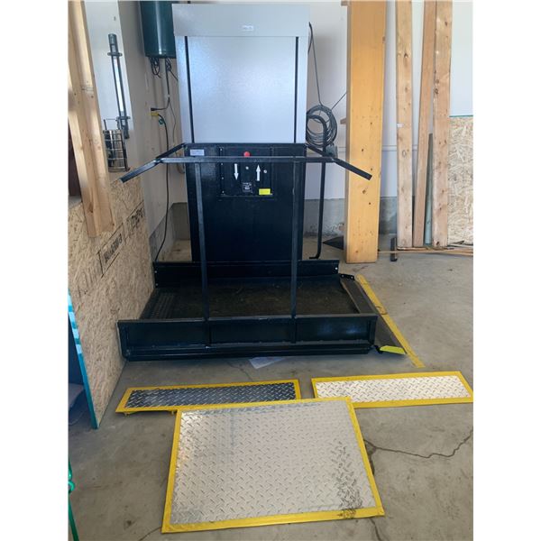 Trus-T-Lift Residential Wheelchair Lift