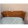 Image 6 : Twin Bed w/ Mattress, Headboard, and Footboard