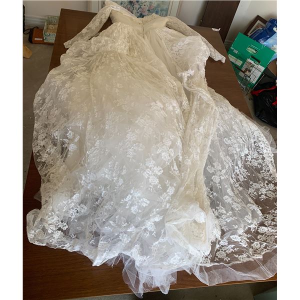 Vintage Lace Bridal Dress - Size Unknown