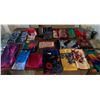 Image 1 : Assortment of Women's Square Head Scarfs