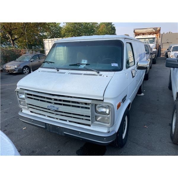 1991 CHEVROLET G20, VAN, WHITE, VIN #2GCEG25HXM4118528