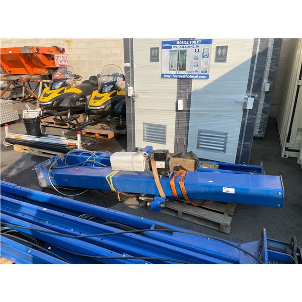 TWO POST 72" 4 TON CAPACITY 2 POST AUTOMOTIVE VEHICLE HOIST