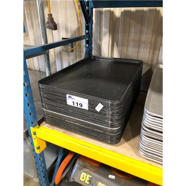 33 ALUMINUM COMMERCIAL 23  BAKING SHEETS