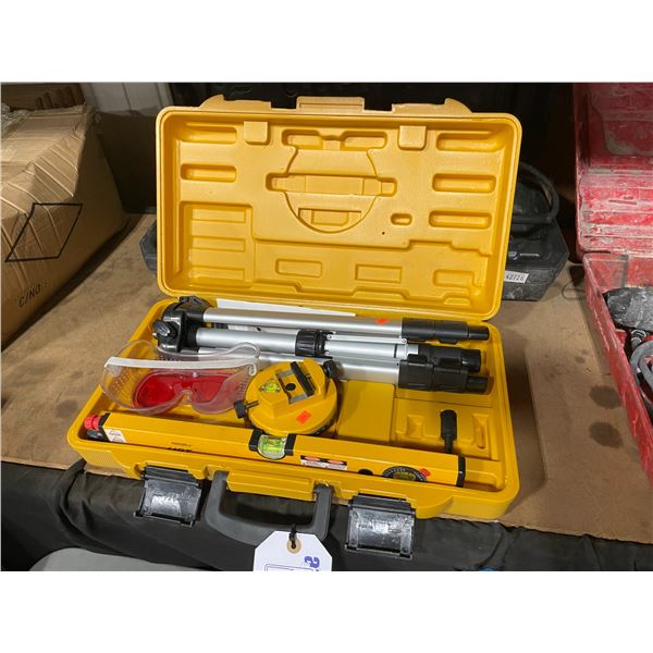 JOHNSON HOT SHOT LASER LEVEL KIT IN HARD TRANSPORT CASE