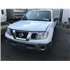 Image 1 : 2012 NISSAN FRONTIER, 4DR SUV, WHITE, VIN 1N6AD0FV7CC474328