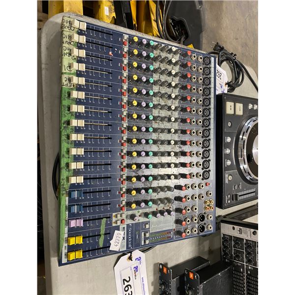 SOUNDCRAFT EFX12 PROFESSIONAL 12 CHANNEL MIXER WITH LEXICON 24 BIT soundcraft-efx12-professional-12-channel-mixer-with-lexicon-24-bit