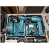 Image 2 : HITACHI DV18DVC CORDLESS HAMMER DRILL WITH CHARGER, BATTERY IN HARD CASE BOX & MAKITA 6012HD