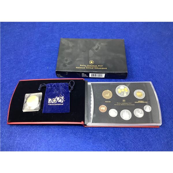 Royal Canadian Mint Specimen Set Cased -2005