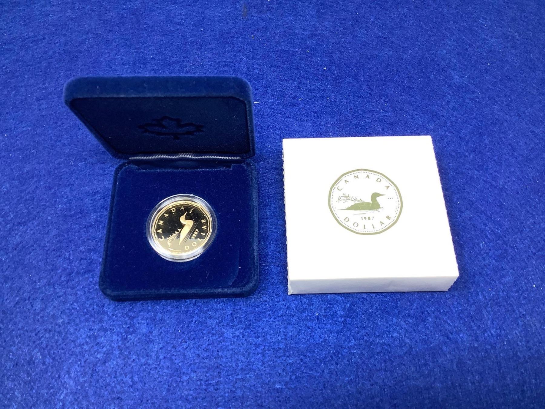 Royal Canadian Mint 1987 Dollar Cased royal-canadian-mint-1987-dollar-cased