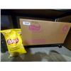 Image 1 : Lays Classic Potato Chips 18x165g