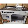 Image 1 : Panasonic NN_SG656S 1.3 cu ft 1000W Microwave Oven - Chrome