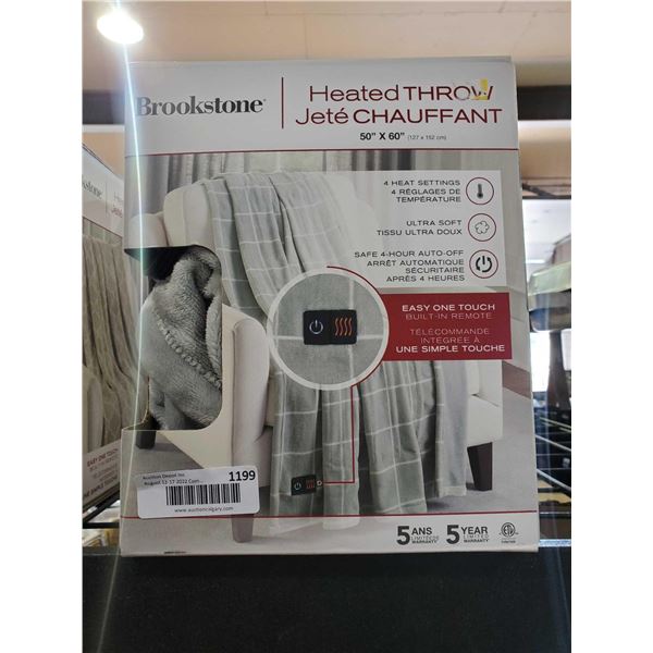 New Brookstone Heated Throw 50x60"