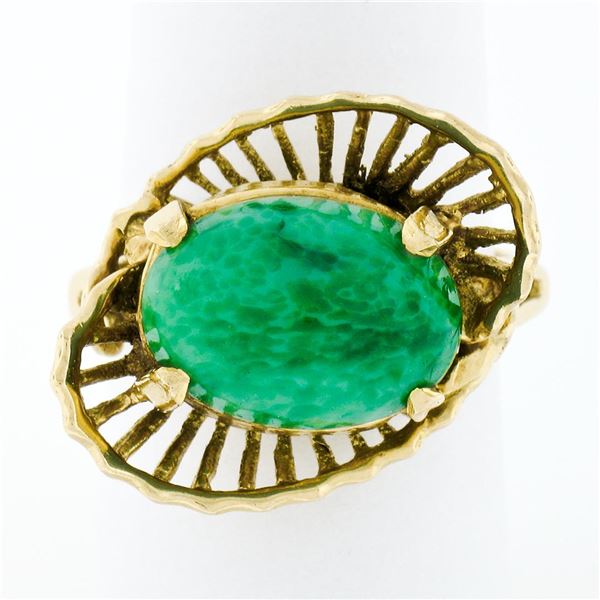 Vintage Handmade 18k Yellow Gold Oval Jade Solitaire Ring