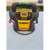 Image 1 : DeWALT Jump Starter