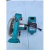 Image 2 : Makita Circular Saw & Battery Charger