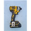 Image 2 : DeWALT Impact Driver