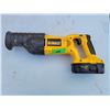 Image 1 : DeWALT Variable Speed Reciprocating Saw