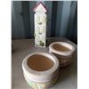 Image 1 : 7-PC. KITCHEN CERAMIC HOUSE SET & JEAN PARÉ-COMPANY'S COMING COOKBOOKS.
