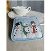 Image 1 : TURKEY PLATTER (XL) & GRAVY BOAT *SET* & 5-PRESENTATION SERVERS (RECTANGULAR) c/w THEMED TEATOWEL/PO