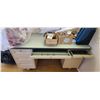 Image 2 : DESK 31" X 61" X 30" EIGHT DRAWER