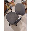 Image 1 : USED-GREY DESK CHAIR.