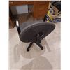 Image 2 : USED-GREY DESK CHAIR.