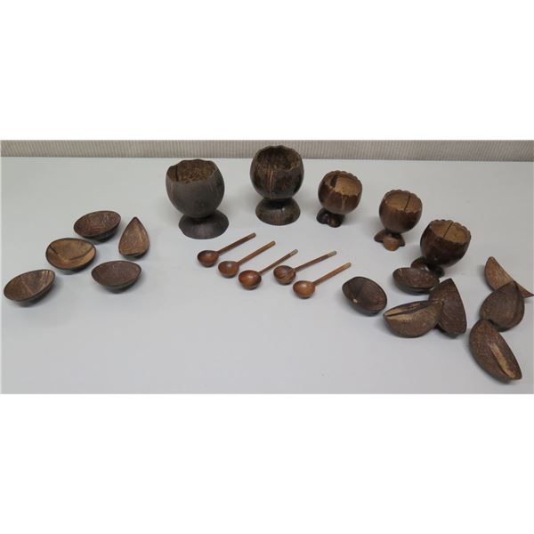 Polished Coconut Serveware: Footed Bowls, Condiment Bowls, Spoons (Honolulu Academy of  Arts)