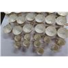 Image 8 : Set of 'Crown Lion Ivory' Fine China, Hutschenreuther Bavaria - Plates, Bowls, etc