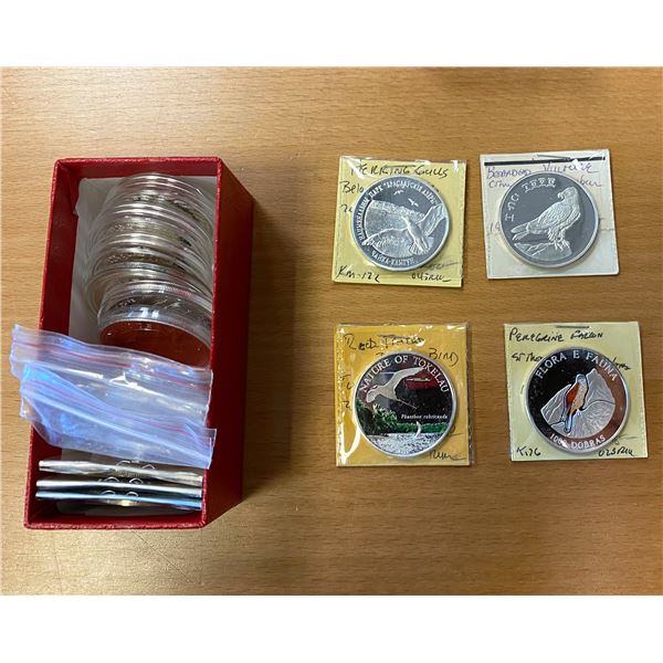 WORLDWIDE: LOT of 17 coins