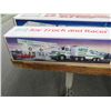 Image 1 : 1988 Hess Toy Truck and Trailer