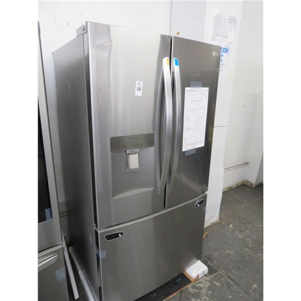 New LG S/S Side By Side FrenchDoor Ref/Freezer