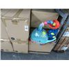 Image 1 : 24-Smart & Good Whale Ball Toy - 24 X $