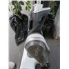 Image 2 : Hoover Z400 Vacuum