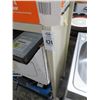 Image 2 : Metal 4 Shelf Cart