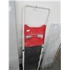 Image 1 : Cosco 3 Step Ladder